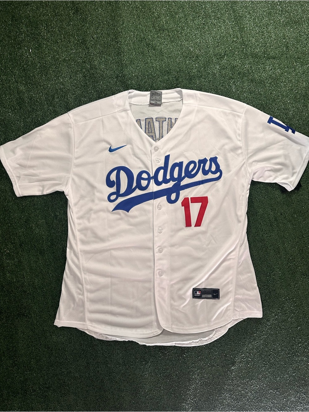 Shohi Ohtani White Dodgers Button-Front Jersey with Blue Script and Red Stitch